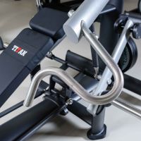 T910 Наклонный жим от груди